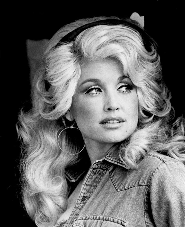 Dolly Parton in 1977, RCA Records publicity photo